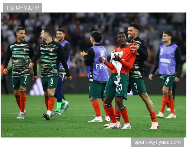 大罗如何以连续强突主导进攻？关键战爆发揭示顶级前锋的决定性作用